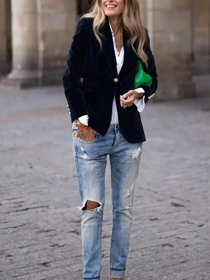 Sophia | Comfortable And Luxurious Women's Velvet Blazer