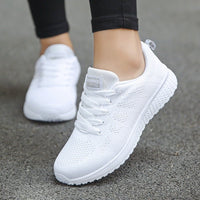Sarah | Stilvolle und atmungsaktive orthopädische Schnürsneaker