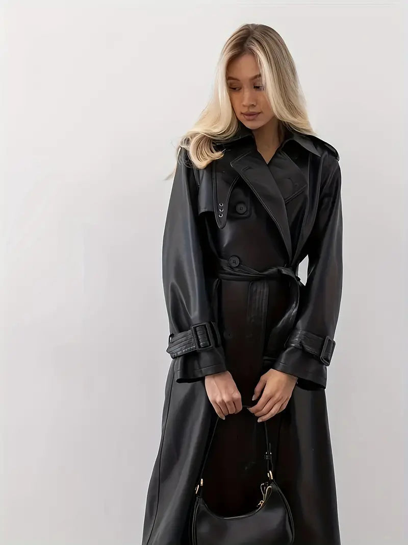 Karolin | Eleganter und markanter Trenchcoat aus Kunstleder