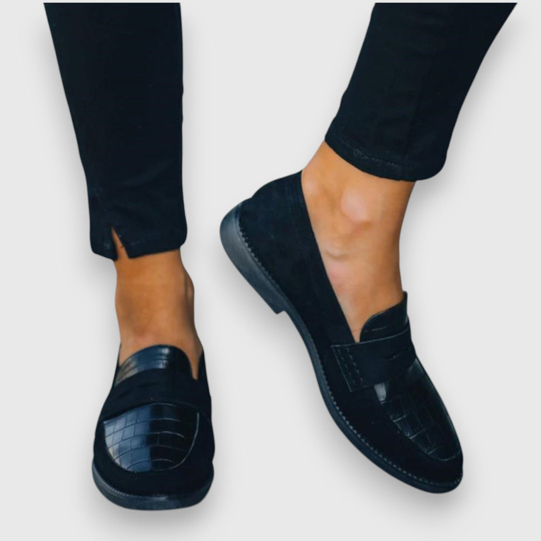 Charlotte | Elegant And Comfortable  Women's Slip-On Loafers