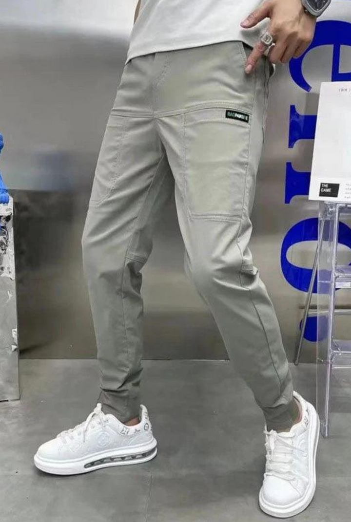 Julian | Pantaloni cargo elasticizzati, confortevoli e flessibili