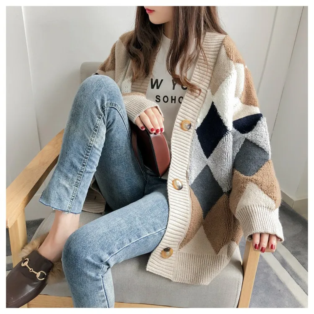 Sofia | Weicher und eleganter Oversize-Strickcardigan mit Knöpfen