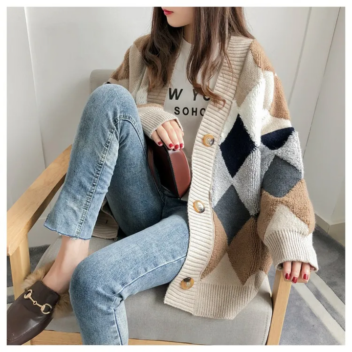 Sofia | Weicher und eleganter Oversize-Strickcardigan mit Knöpfen
