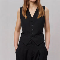 Clara | Elegante und stilvolle taillierte Businessweste für Damen