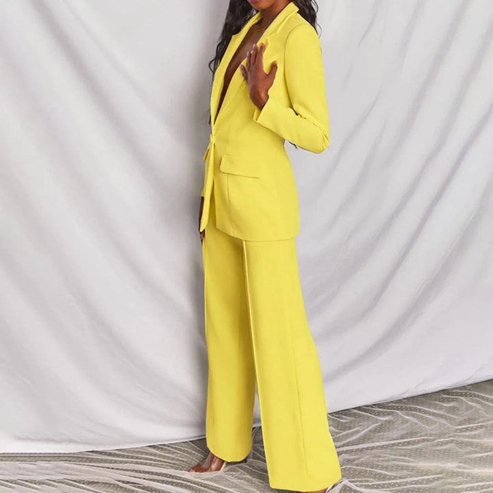 Arabella | Stylish And Comfortable Women's Blazer and Trouser Set