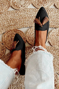 Emma | Elegant And Refined Pointed-Toe Tassel Loafers
