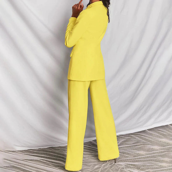 Arabella | Stylish And Comfortable Women's Blazer and Trouser Set