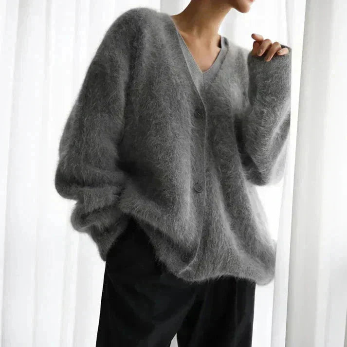 Emily | Cardigan en maille doux et élégant à col en V