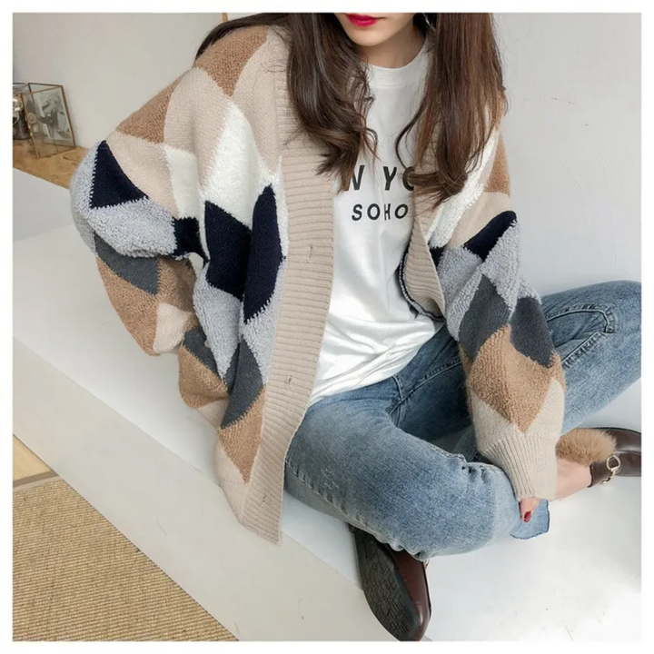 Sofia | Weicher und eleganter Oversize-Strickcardigan mit Knöpfen