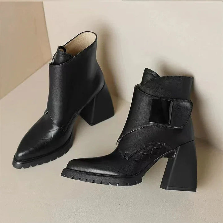 Amelia | Comfortable And Sophisticated chelsea boots With Heels 4