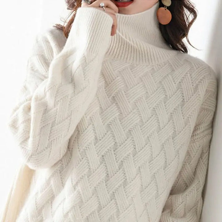 Amelia | Soft & Elegant Cashmere Turtleneck Sweater 2