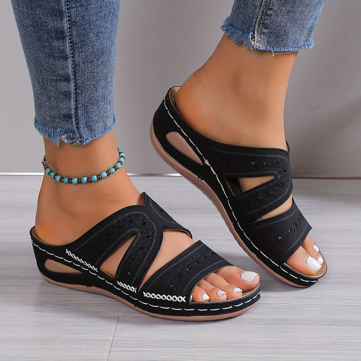 Aurora | Casual and Comfortable Cushioned Orthopedic Sandals 1