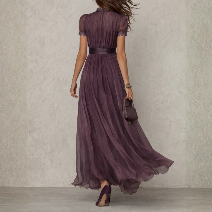 Bella | Elegant and lightweight flowing maxi dress 1