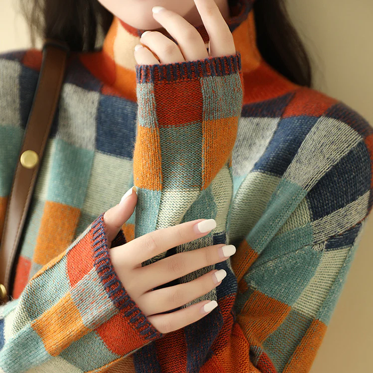 Celina | Classic Luxury Cashmere Sweater 5