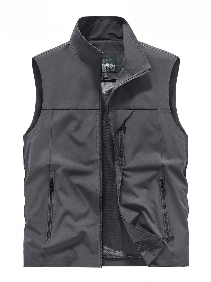 Drune | Sleeveless Lightweight Outdoor Vest 4