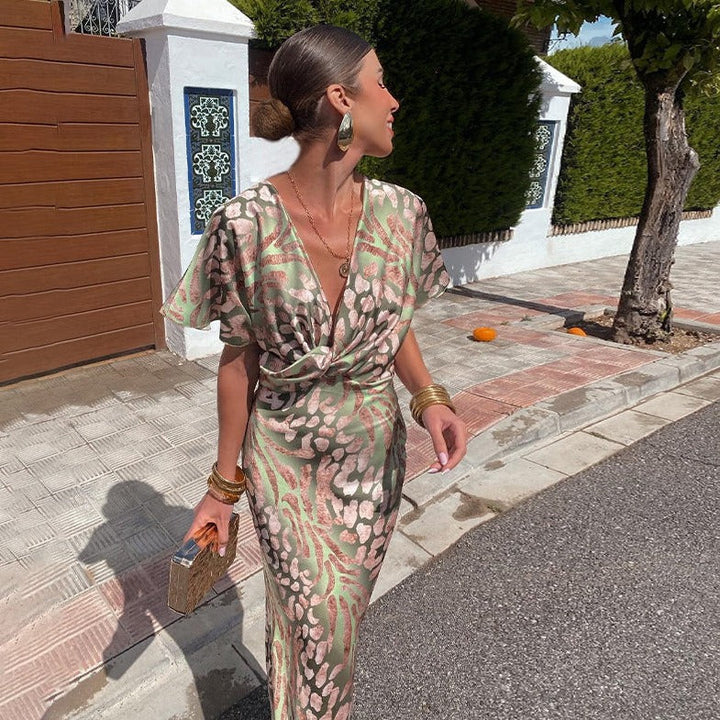 Eleanor | Timeless & Stylish Wedding Guest Dress 1