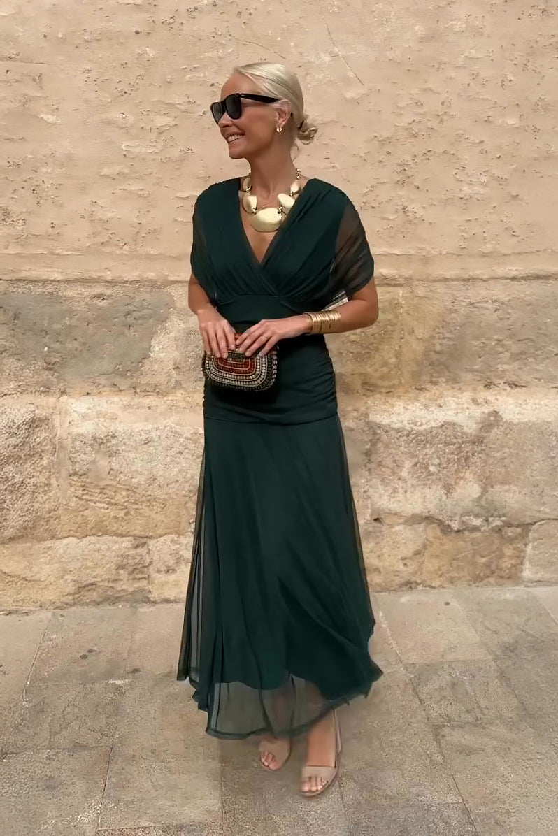Evelina | Elegant Plus Size Maxi Dress – Flattering V-Neck for Formal Occasions 0