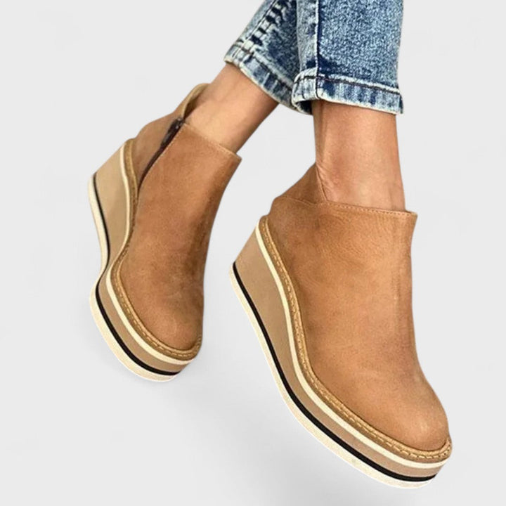 Harper | Comfortable And Waterproof platform boots 0