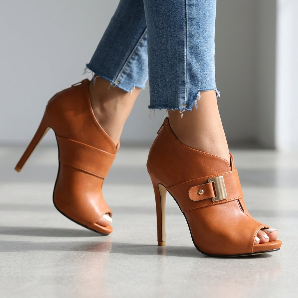 Isabella | Classic and Comfortable Open Toe Buckle Block Heel 5