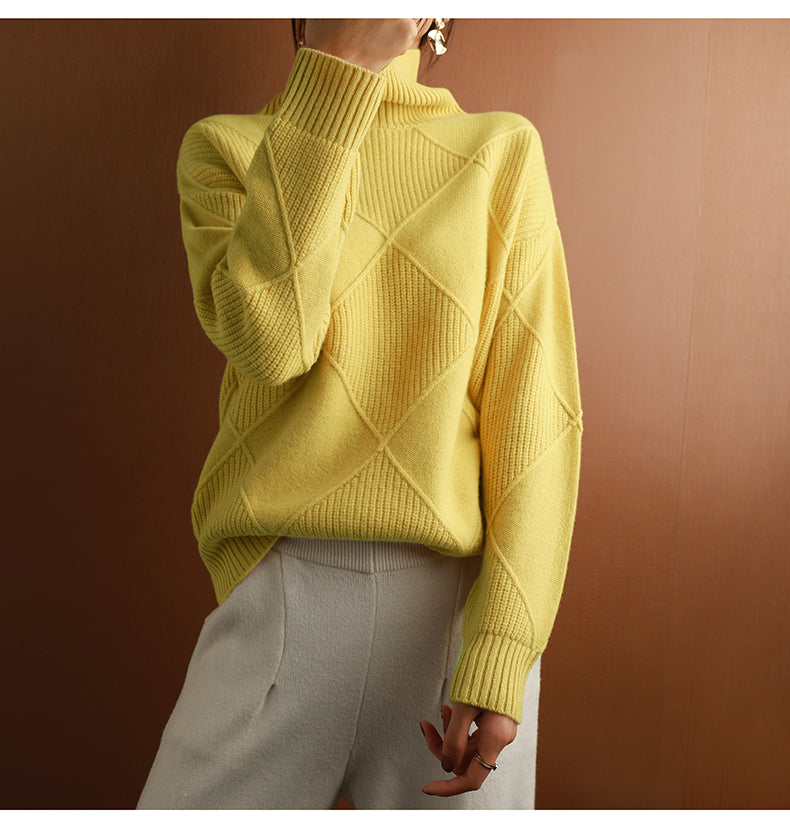 Isabella | Luxurious Cashmere Turtleneck Sweater 7