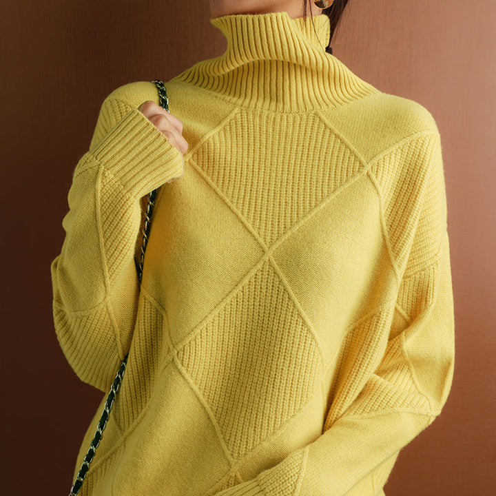Isabella | Luxurious Cashmere Turtleneck Sweater 8