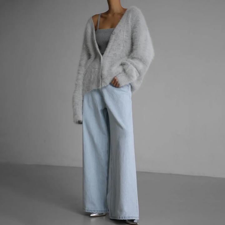 Isabella | Soft Cashmere-Nylon Loose Cardigan 3