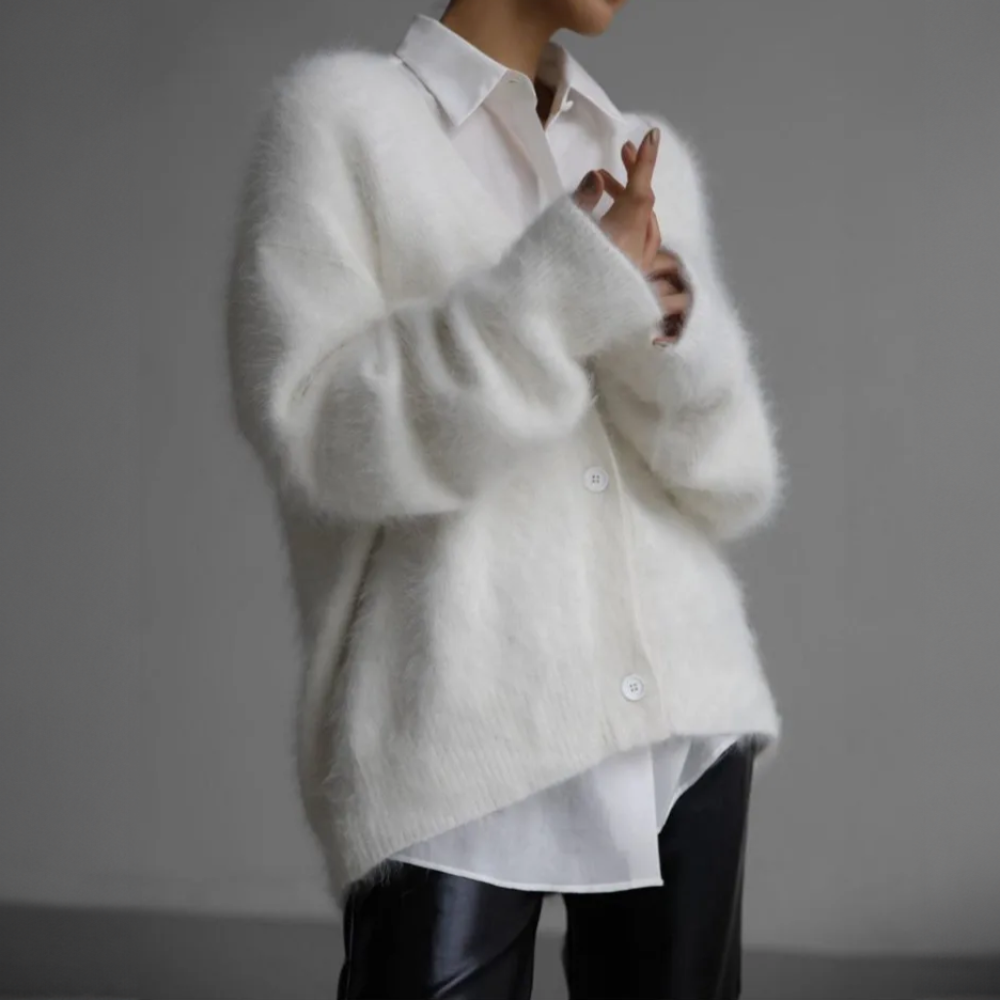 Isabella | Soft Cashmere-Nylon Loose Cardigan 6