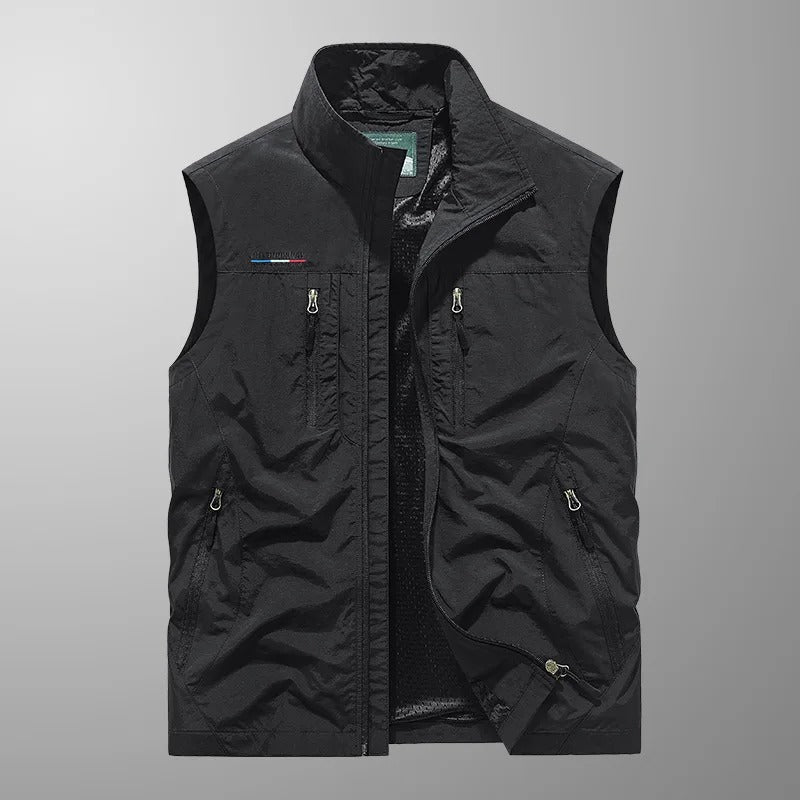 Logan | Modern Men’s Sleeveless Cargo Vest 1