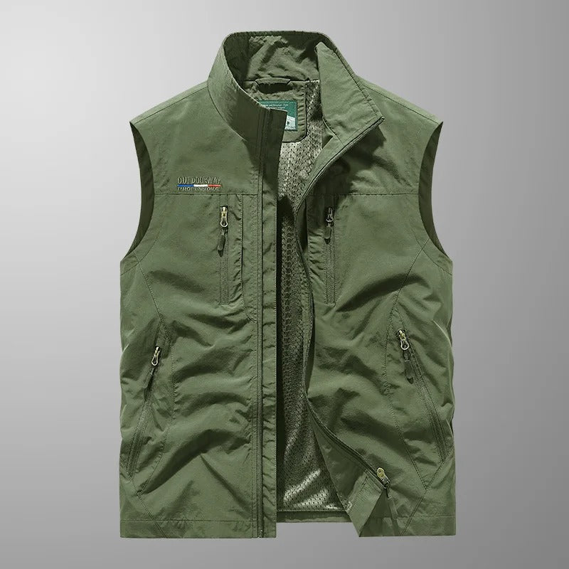 Logan | Modern Men’s Sleeveless Cargo Vest 4