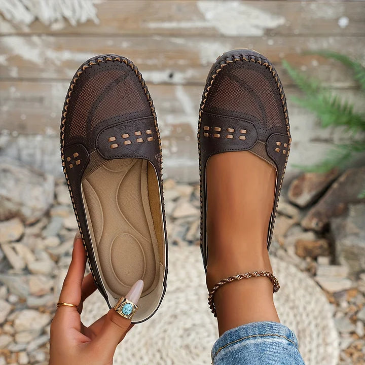 Madison | Comfortable and Modern Orthopedic Walking Shoes 2