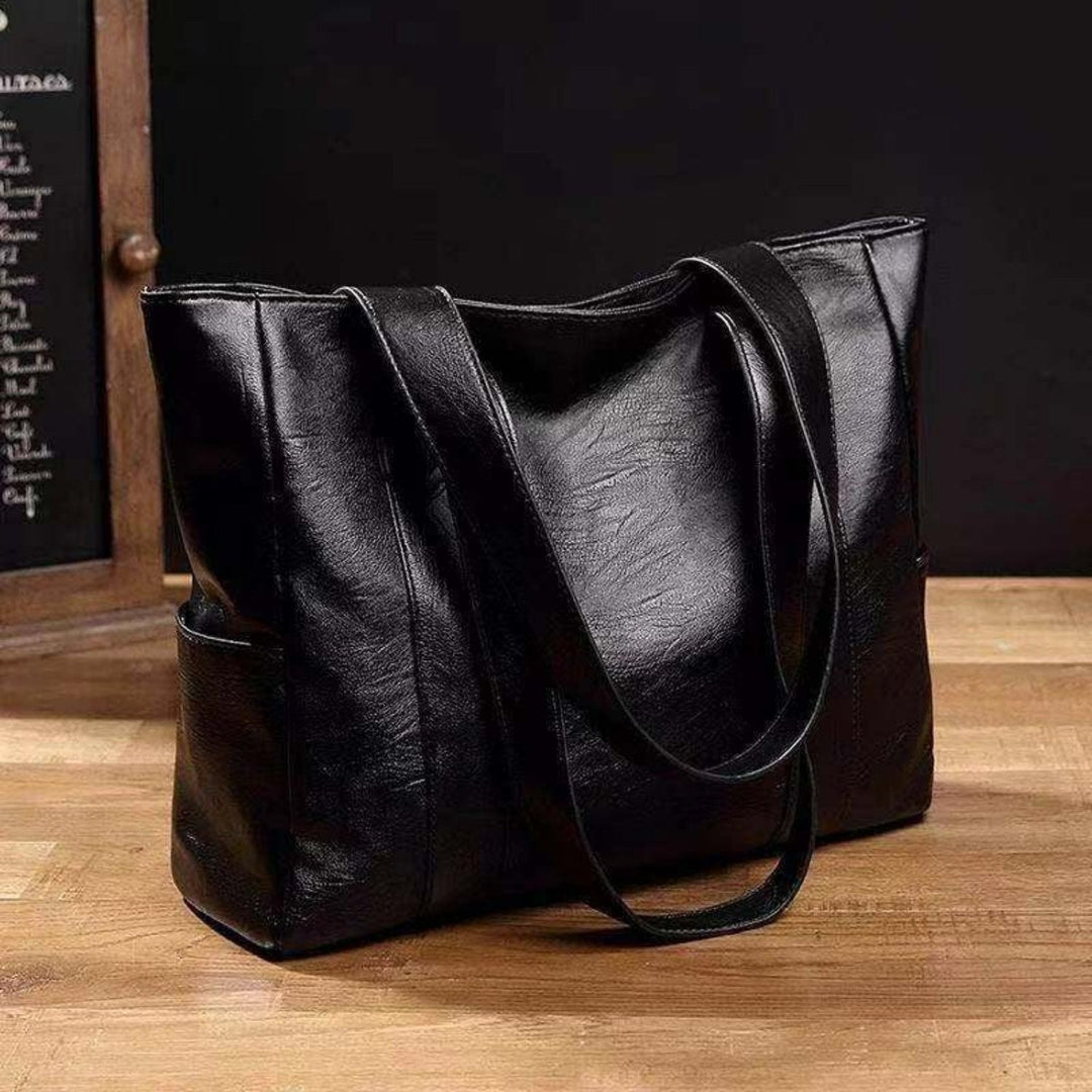 Manuela | Large-Capacity Vintage Leather Shoulder Tote Bag 0