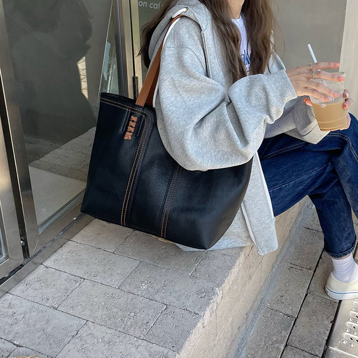 Margaret | Minimalist Vegan Leather Tote Bag 4