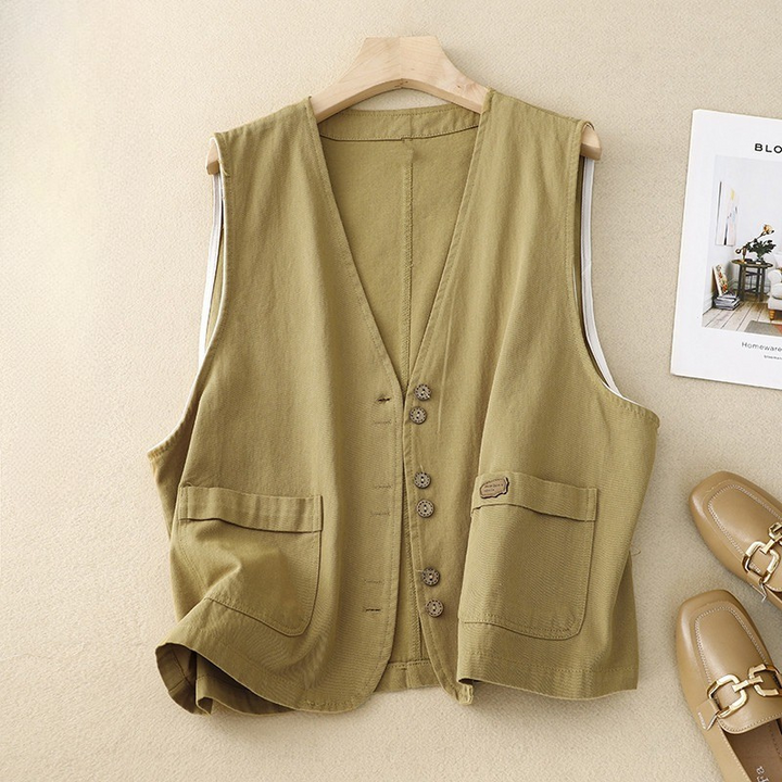 Margo | Relaxed Button Vest 2