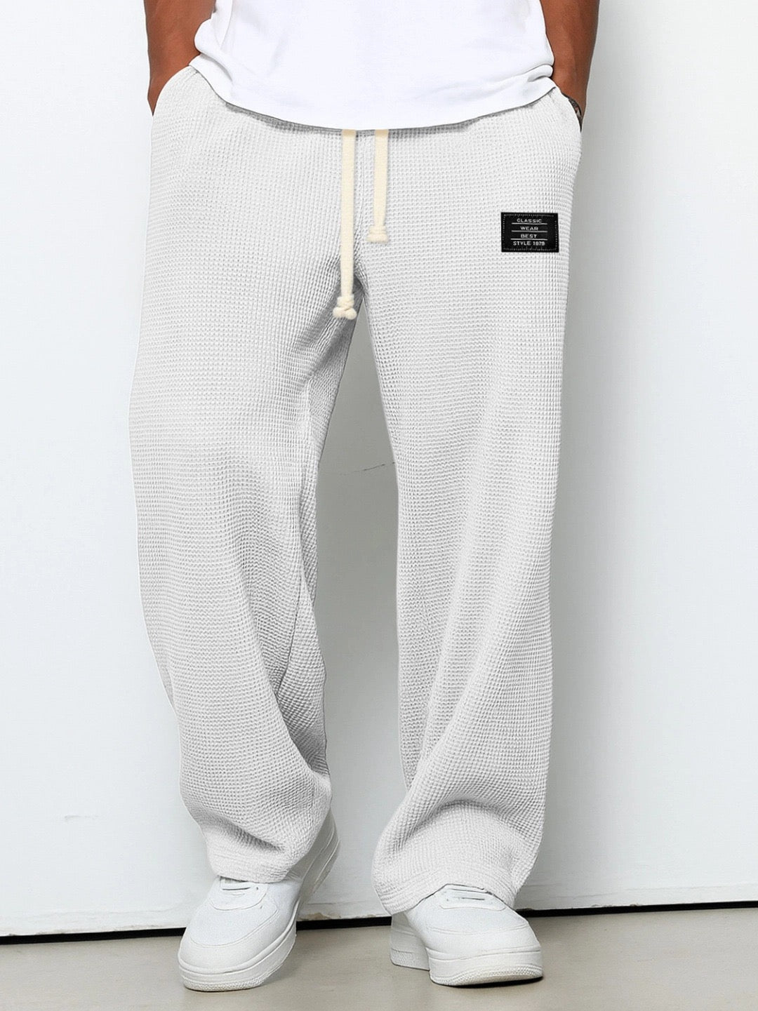 Max | Relaxed and Comfortable Wide-Leg Trousers 1
