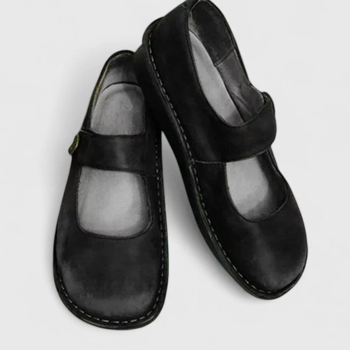 Maya | Soft and Comfortable Women's Orthopedic Shoes 3