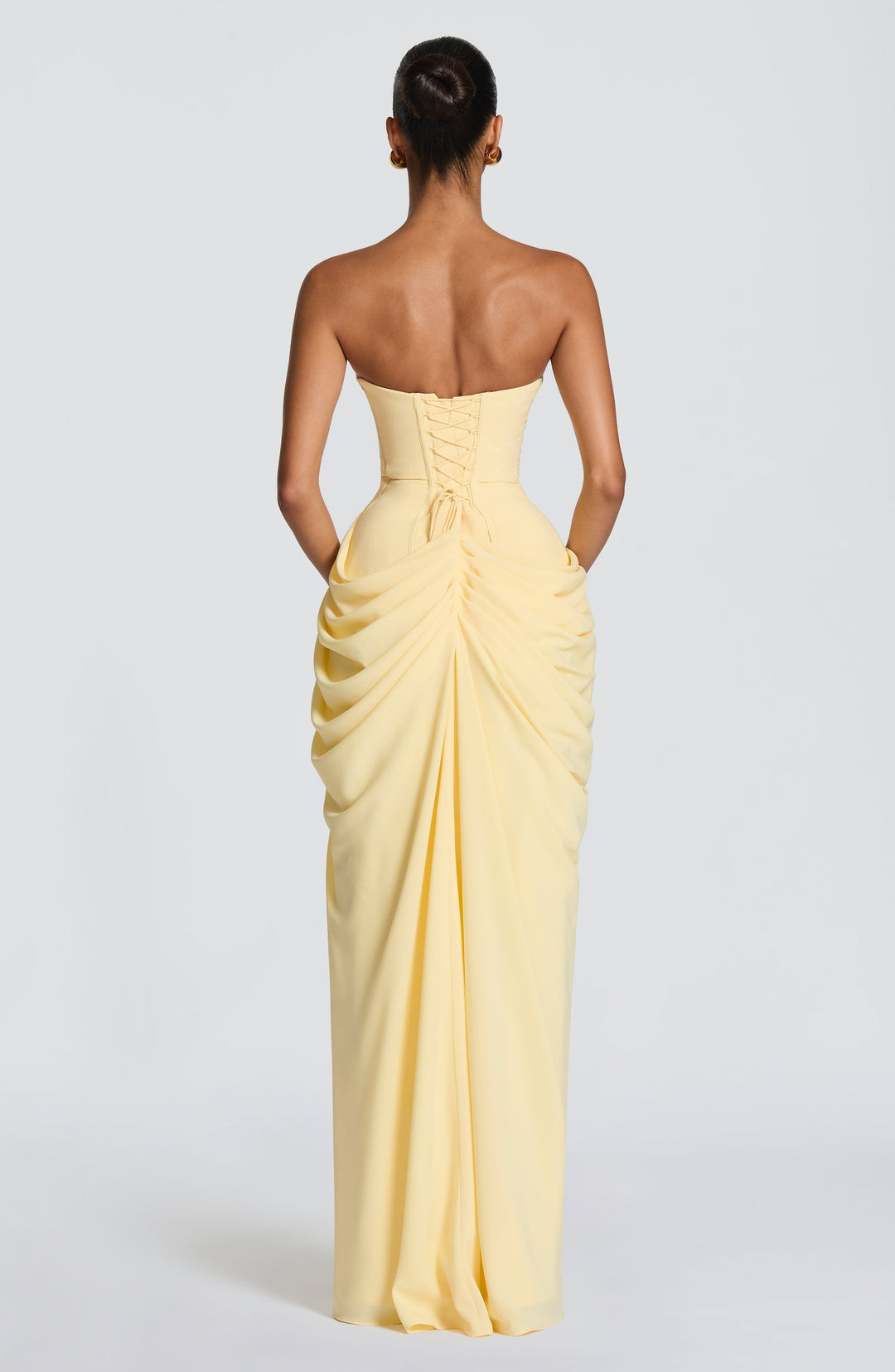 Mia | Elegant and strapless maxi dress 8