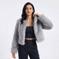 Victoria | Elegant And Warm Cropped Faux Fur Cardigan