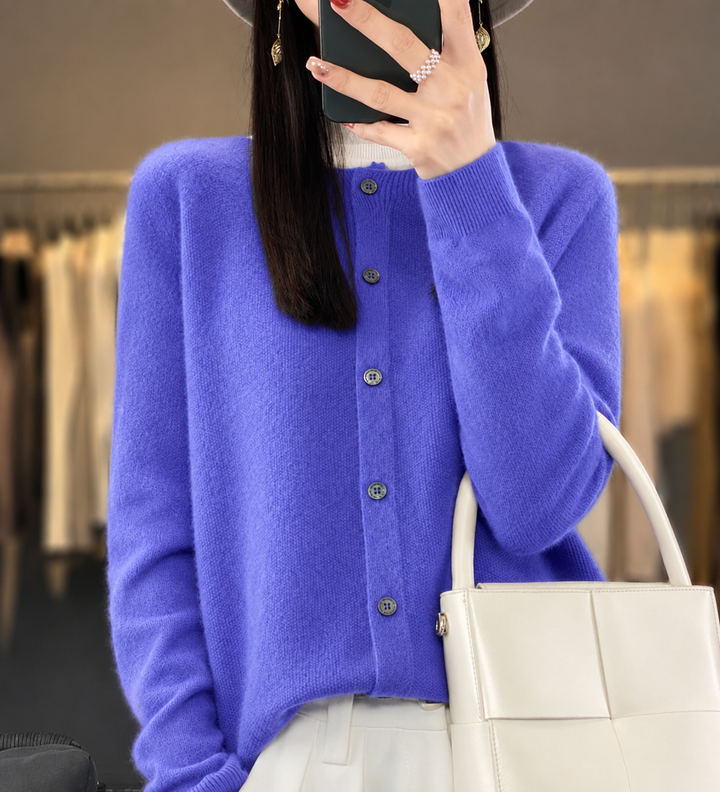 Sara | Timeless & Sophisticated Women's Buttoned Cardigan 1
