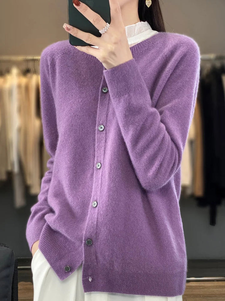 Sara | Timeless & Sophisticated Women's Buttoned Cardigan 4