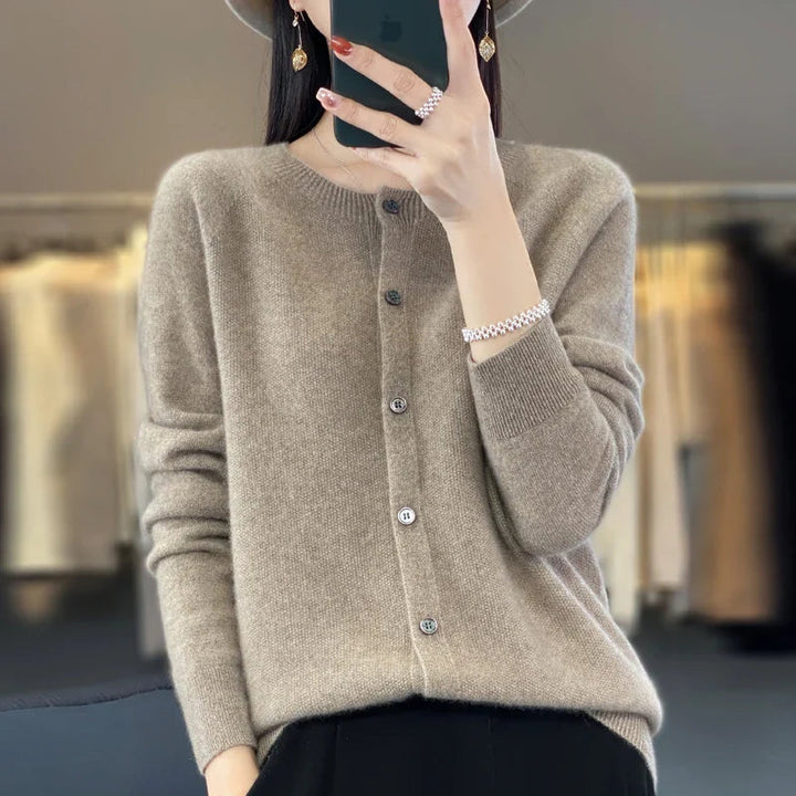 Sara | Timeless & Sophisticated Women's Buttoned Cardigan 9
