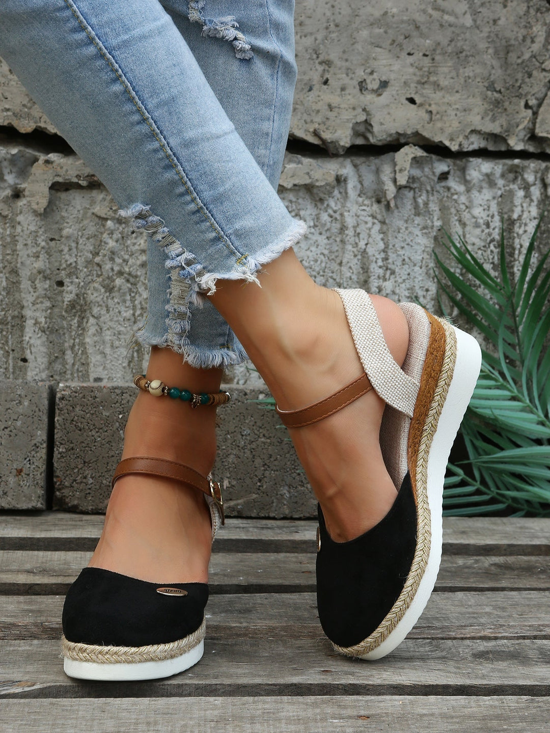 Serenella | Sophistication and Casual Woven Orthopedic Sandals 1