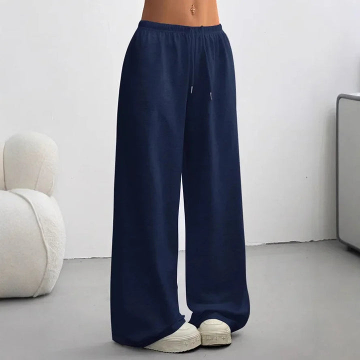 Sofia | Comfortable and modern wide leg jogging pants 3