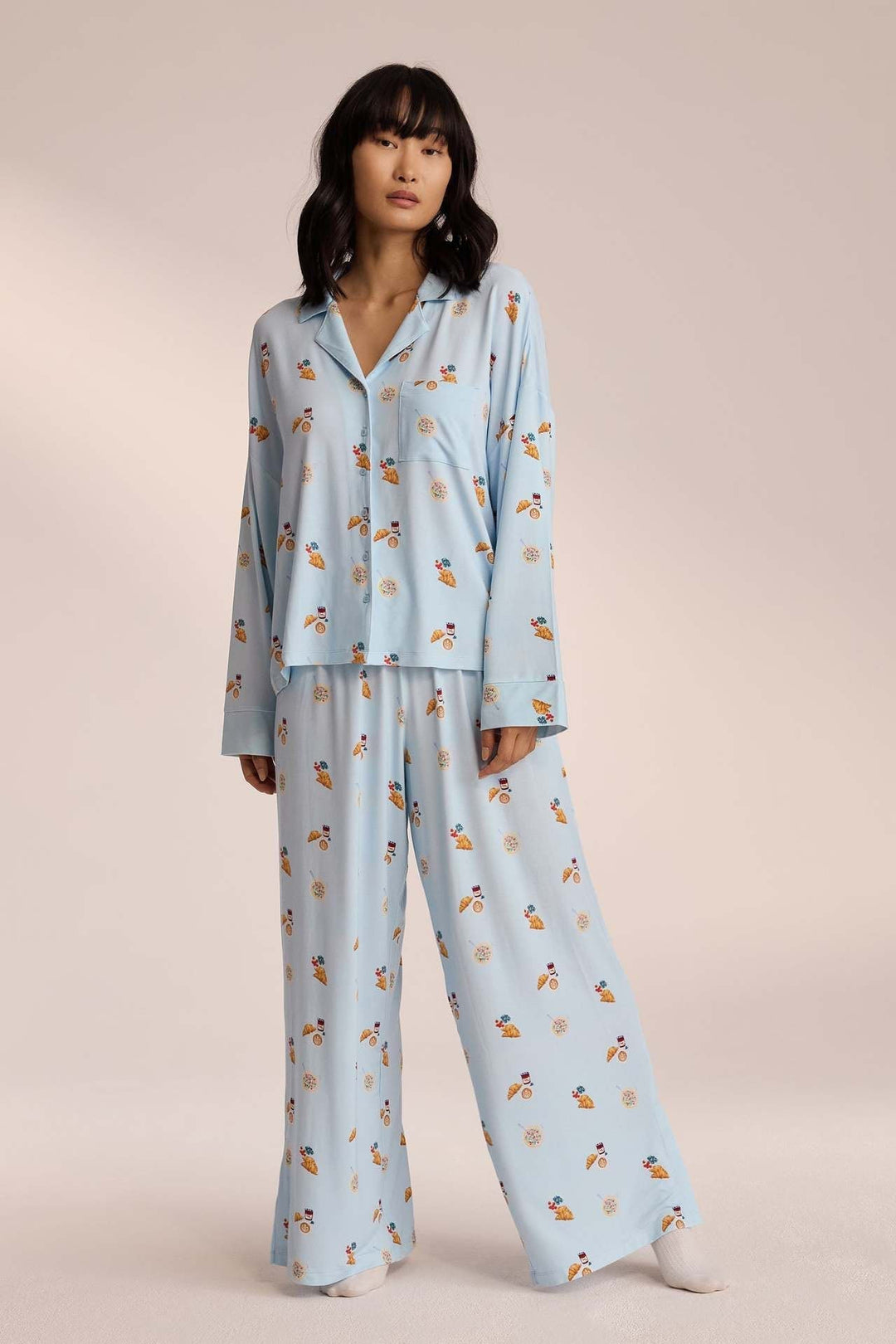 Sophia | Lightweight And Relaxed Pajama Set 1