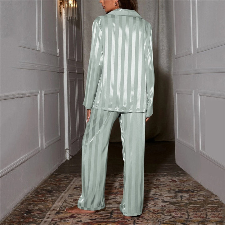 Victoria | Luxurious And Silky Satin Pajama Set 4