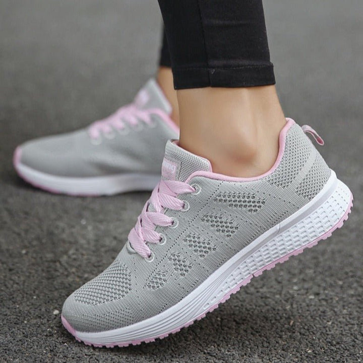 Sarah | Stilvolle und atmungsaktive orthopädische Schnürsneaker