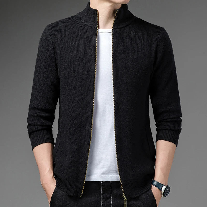 Julian | Klassischer und weicher Strickcardigan für Herren