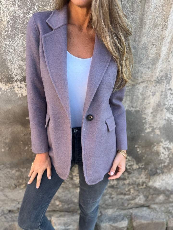 Eliana | Elegant And Timeless Women's Tailored Blazer