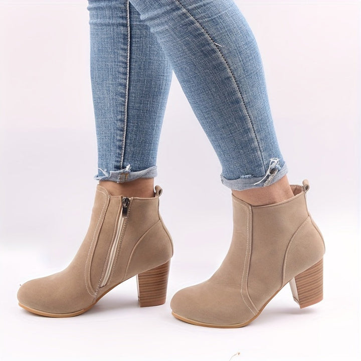 Caroline | Timeless Stacked Block-Heel Ankle Boots