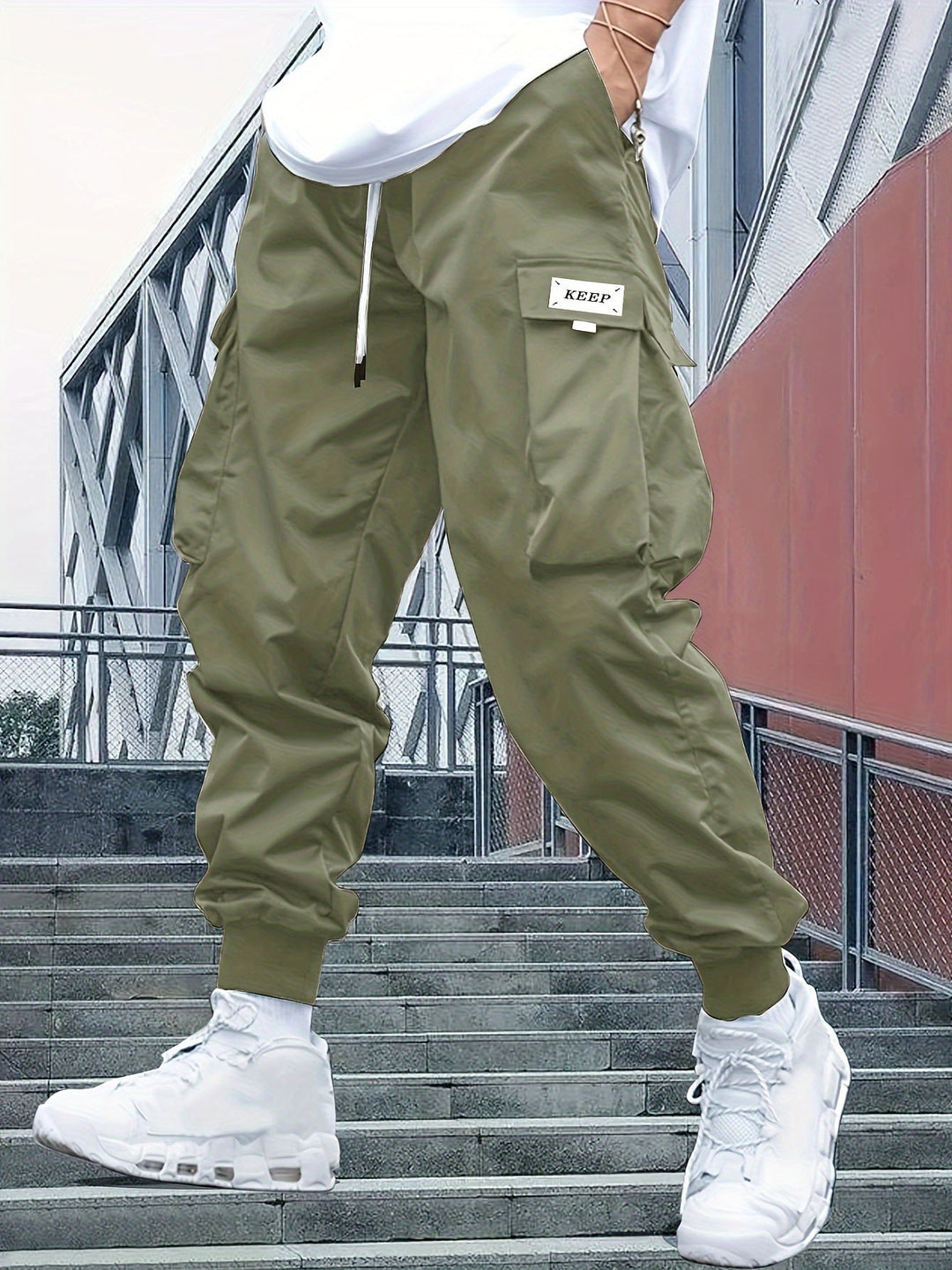 Liam | Robuste und moderne Cargo-Jogginghose
