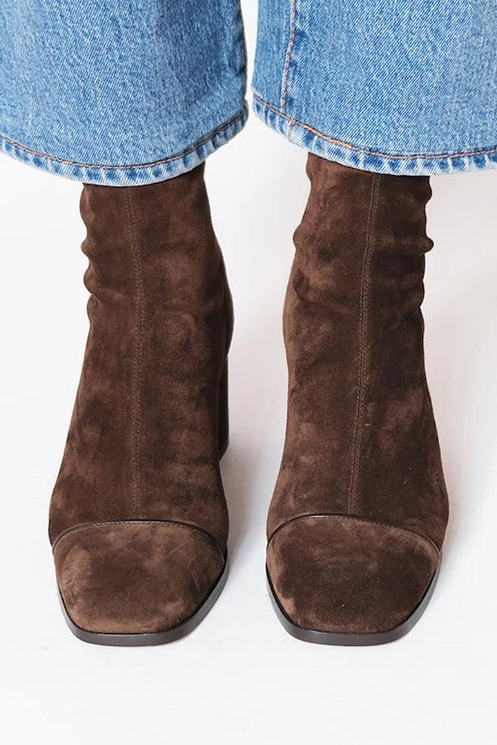 Willow | Classic Block-Heel Suede Ankle Boots